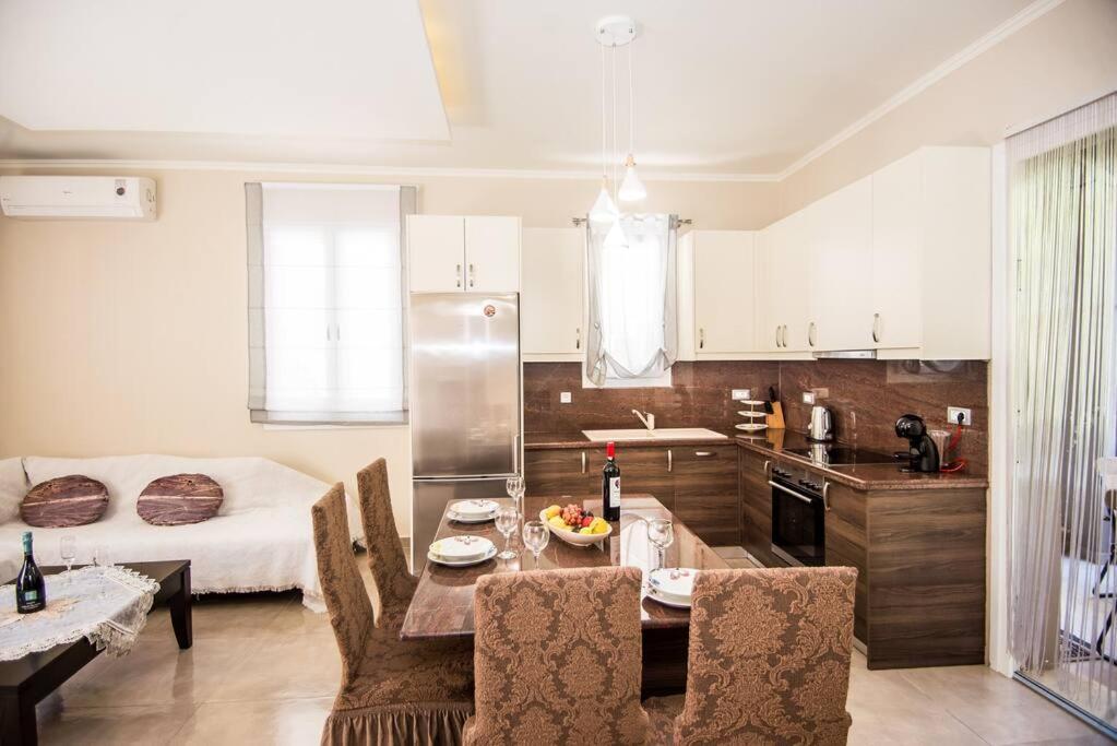 Joana Apartment Argostolion Dış mekan fotoğraf
